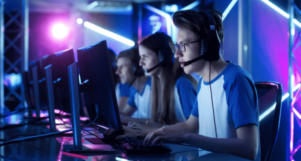 Benefits of hiring a professional game players Benefits of hiring a professional game players