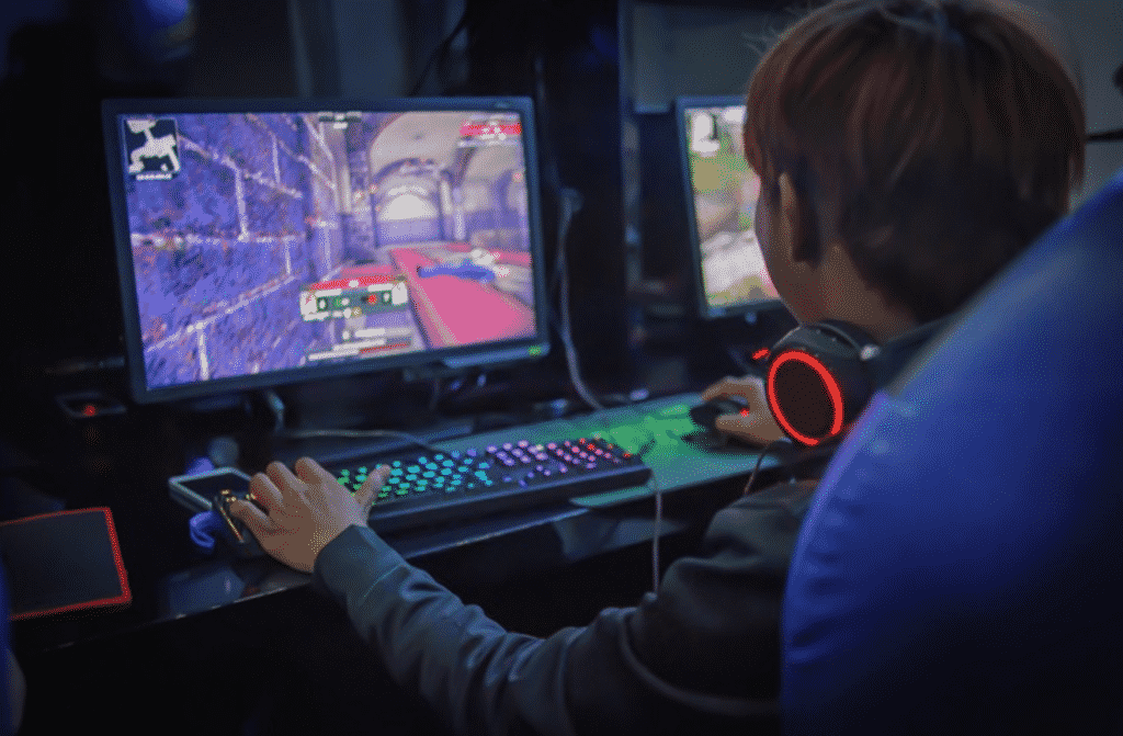 You should know this before playing an online game You should know this before playing an online game