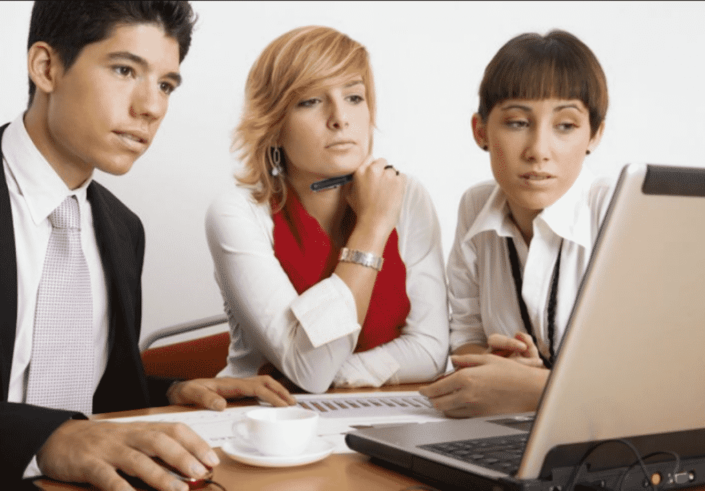 6 Tips to Hire Your Company Legal Advisor 6 Tips to Hire Your Company Legal Advisor