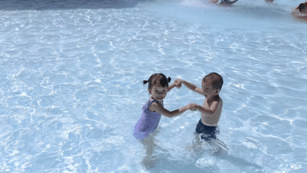 10 Important Reasons Why You Should Teach Your Children to Swim From a Young Age 10 Important Reasons Why You Should Teach Your Children to Swim From a Young Age