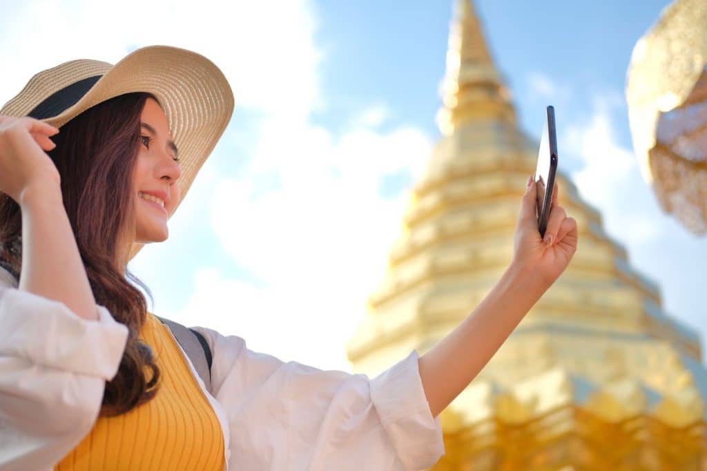 Image 1 of The Ultimate Guide to Travelling to Thailand: Discover the Land of Smiles (and Stay Connected Like Royalty)
